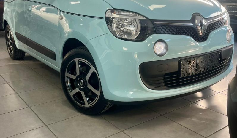 
								RENAULT TWINGO SCE LIMITED AUTOM full									