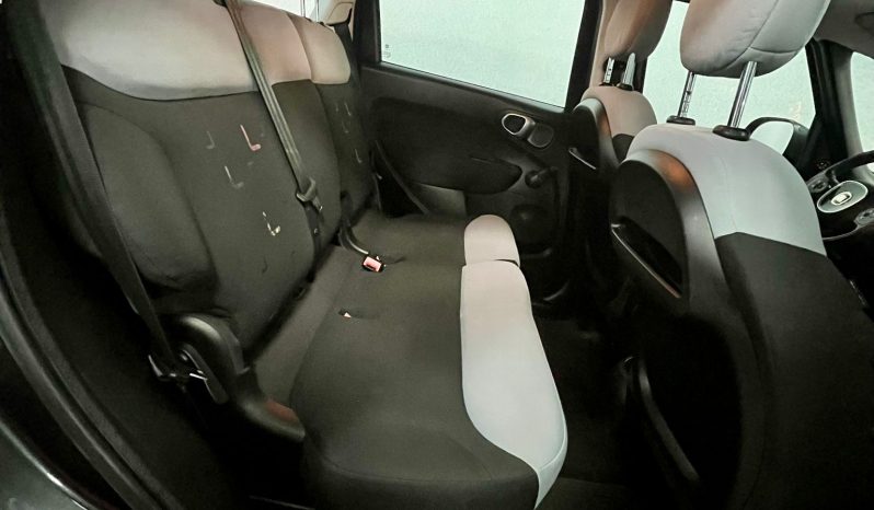 
								FIAT 500L POP STAR full									