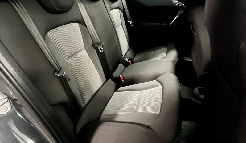 
								AUDI A1 SPORTBACK DESIGN full									