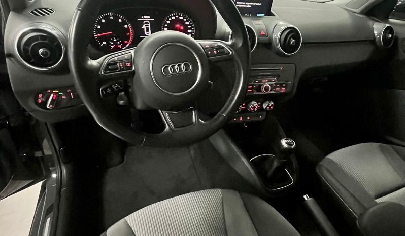 
								AUDI A1 SPORTBACK DESIGN full									