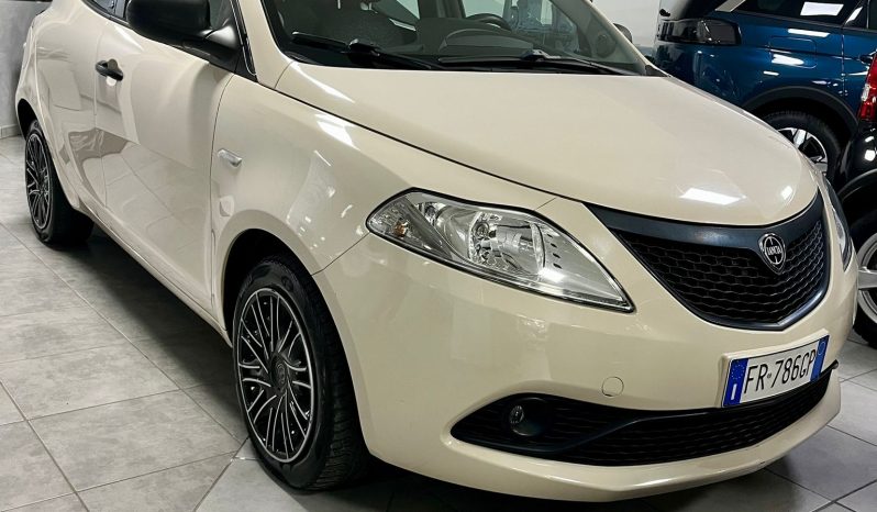 
								LANCIA YPSILON LPG ELEFANTINO BLU full									