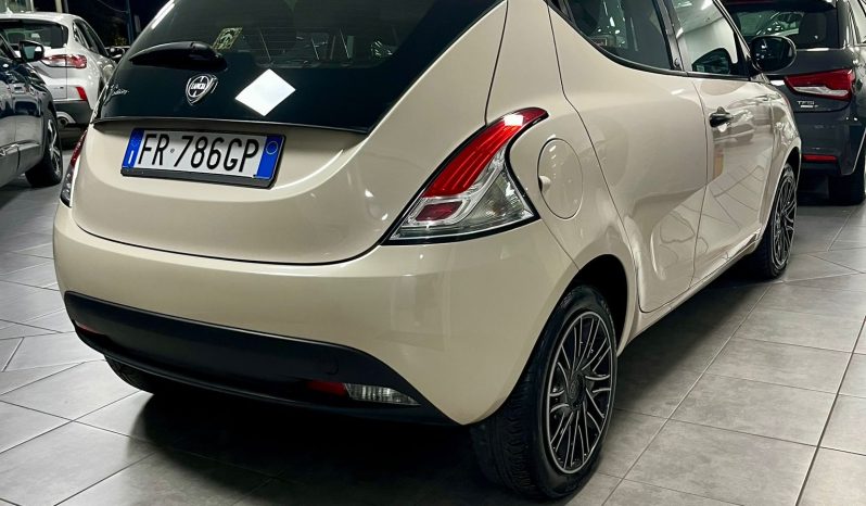 
								LANCIA YPSILON LPG ELEFANTINO BLU full									