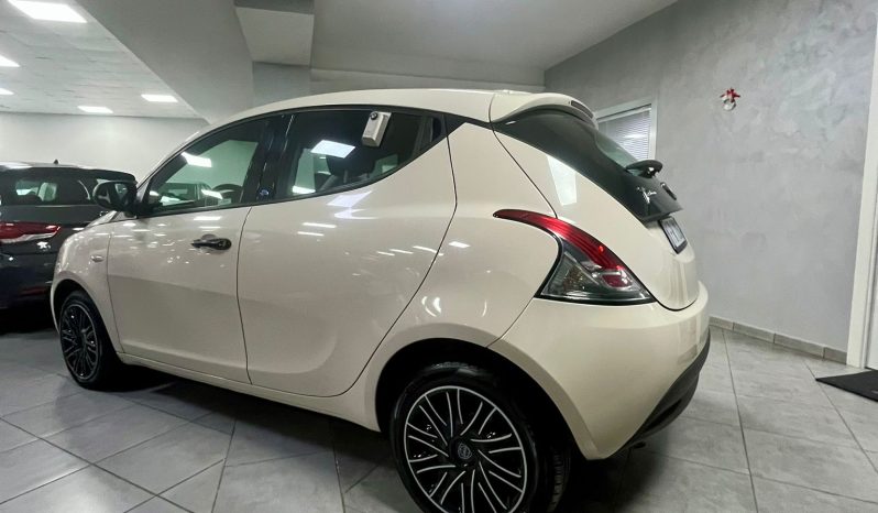 
								LANCIA YPSILON LPG ELEFANTINO BLU full									