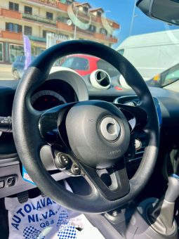 
										SMART FORFOUR YOUNGSTER full									