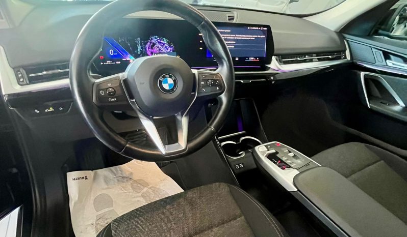 
								BMW X1 EDITION ESSENCE full									