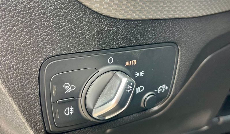 
								AUDI Q2 35TDI SPORT full									