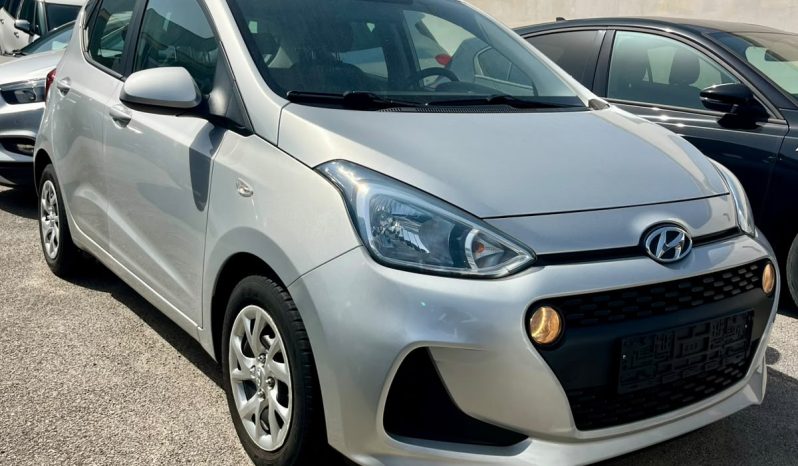 
								HYUNDAI I10 LPG TREND full									