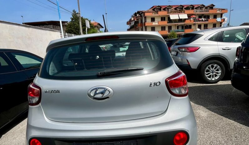 
								HYUNDAI I10 LPG TREND full									