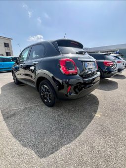 
										FIAT 500X CLUB full									