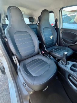 
										SMART FORFOUR PRIME full									
