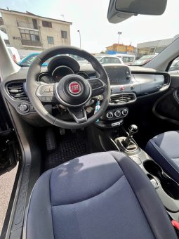 
										FIAT 500X CLUB full									