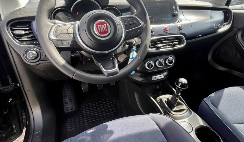 
								FIAT 500X CLUB full									