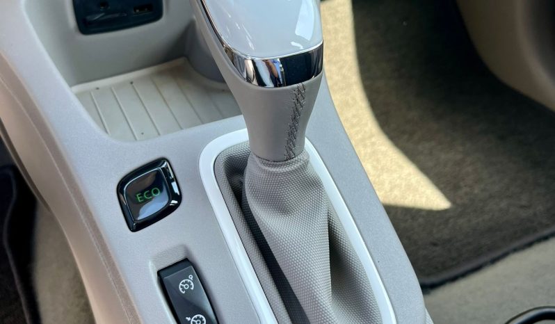 
								RENAULT ZOE INTENS full									