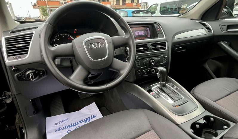 
								AUDI Q5 QUATTRO S-TRONIC full									
