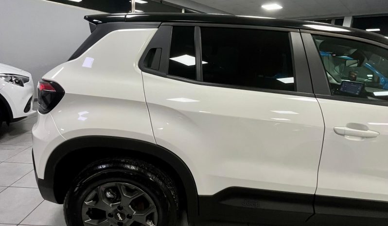
								JEEP AVENGER T-GDI LONGITUDE full									