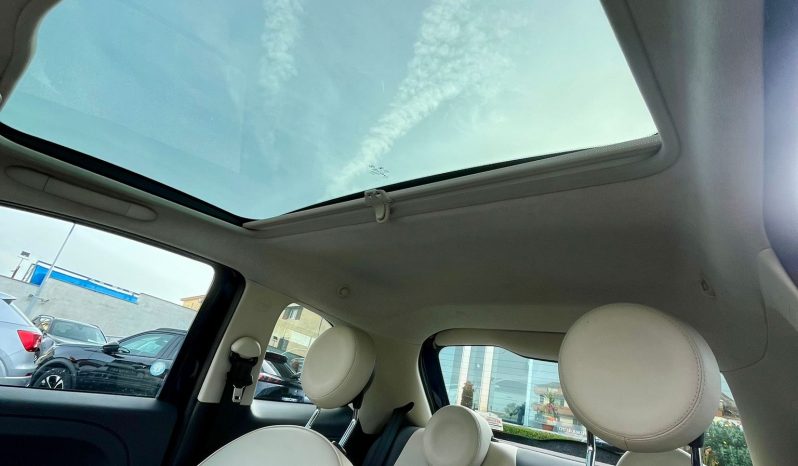 
								FIAT 500 LOUNGE full									