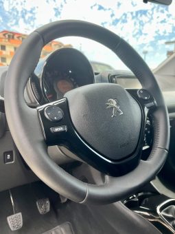 
										PEUGEOT 108 ALLURE full									