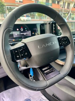
										LANCIA YPSILON E-DCT EDIZIONE CASSINA full									