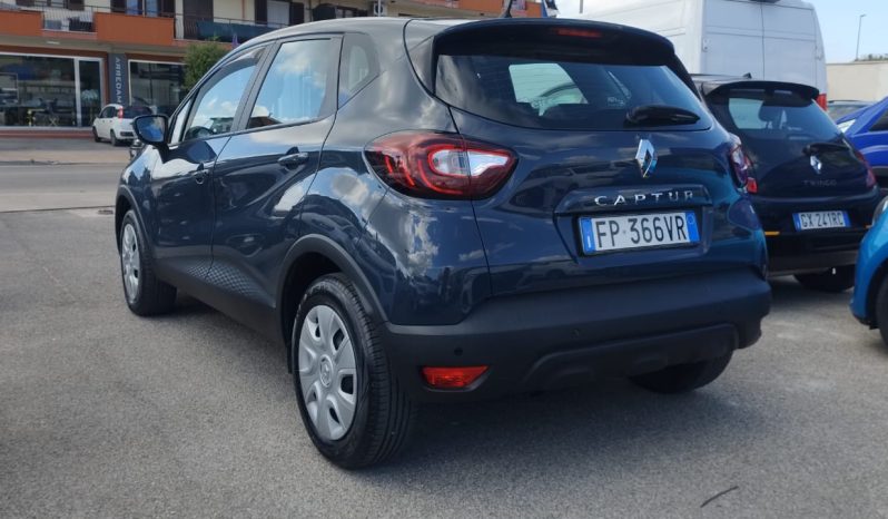 
								RENAULT CAPTUR BUSINESS GPL full									