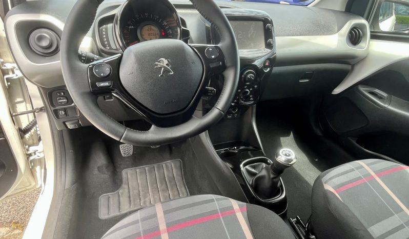 
								PEUGEOT 108 ALLURE full									