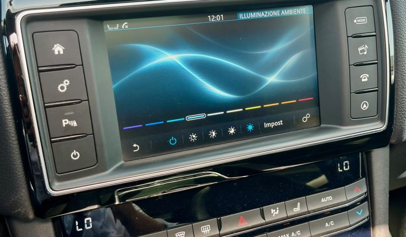 
								JAGUAR F-PACE AWD PORTFOLIO full									