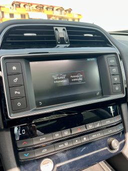 
										JAGUAR F-PACE AWD PORTFOLIO full									
