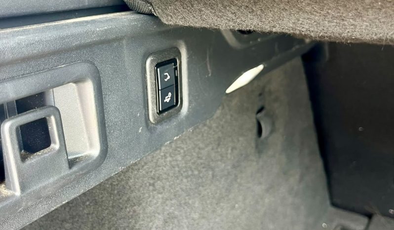 
								JAGUAR F-PACE AWD PORTFOLIO full									