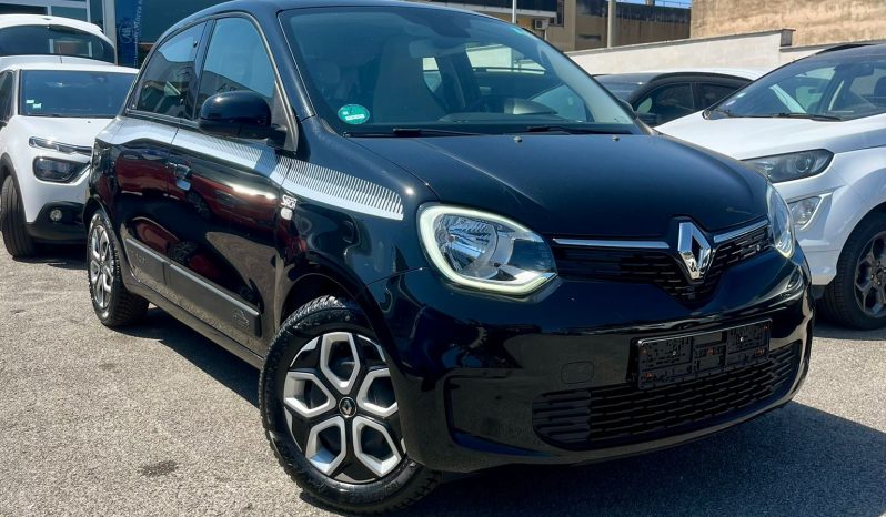 
								RENAULT TWINGO LIMITED full									