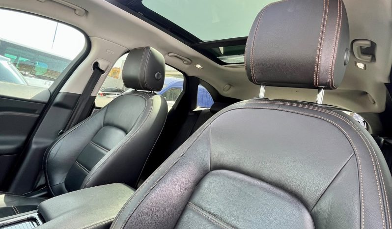 
								JAGUAR F-PACE AWD PORTFOLIO full									