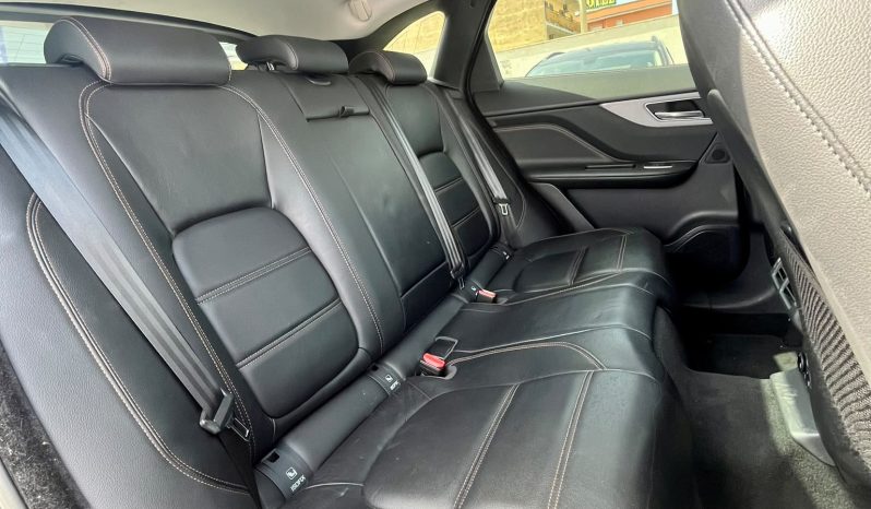 
								JAGUAR F-PACE AWD PORTFOLIO full									