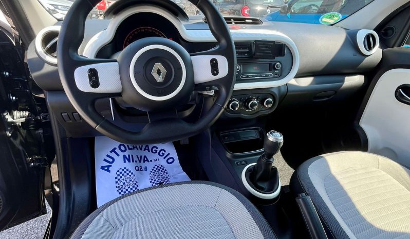 
								RENAULT TWINGO LIMITED full									