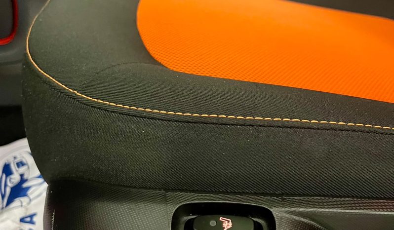 
								SMART FORFOUR PASSION full									