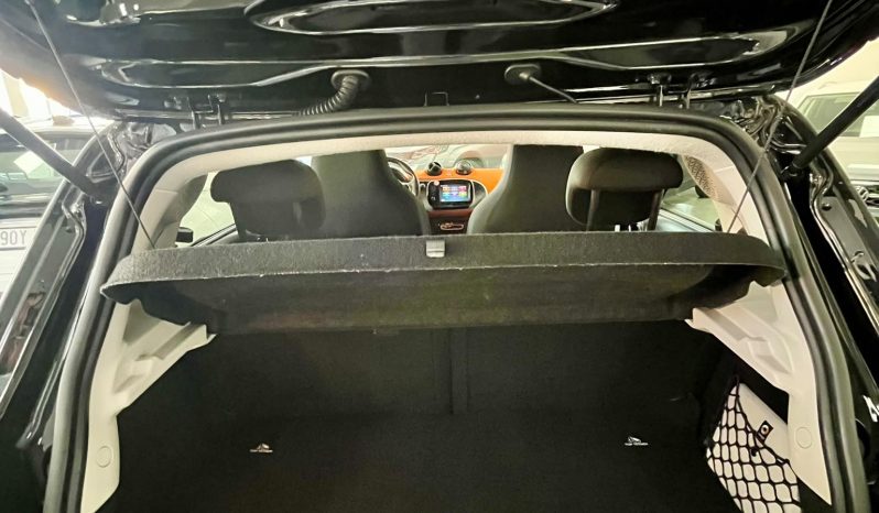 
								SMART FORFOUR PASSION full									