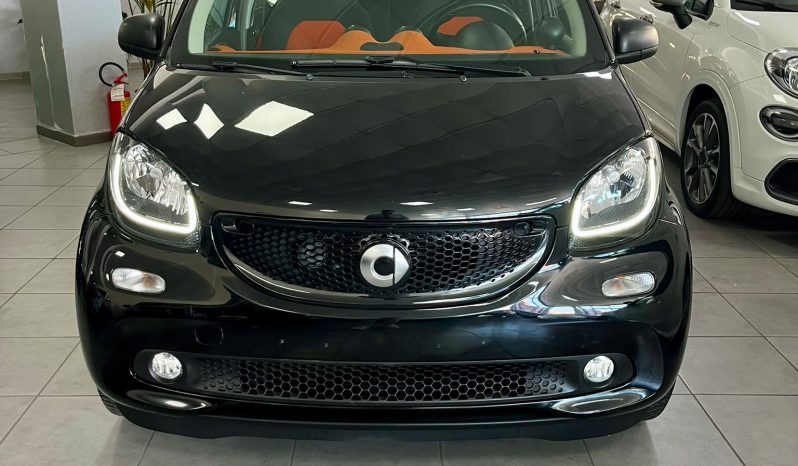 
								SMART FORFOUR PASSION full									