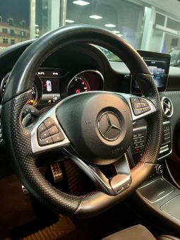
										MERCEDES-BENZ CLASSE A 180D PREMIUM AMG full									