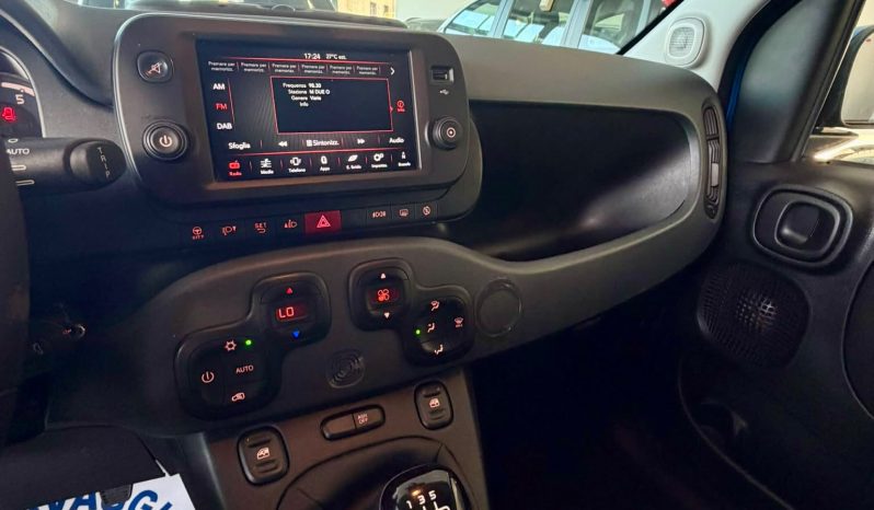 
								FIAT PANDA CROSS FIREFLY full									
