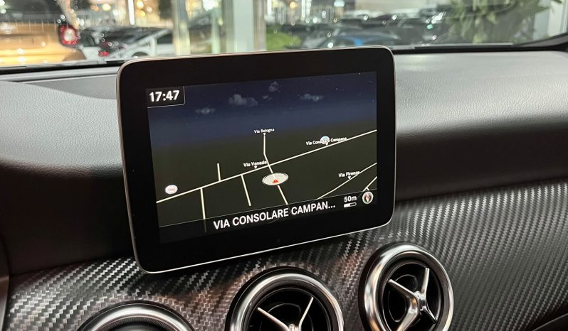 
								MERCEDES-BENZ CLASSE A 180D PREMIUM AMG full									