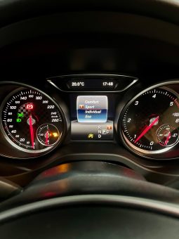 
										MERCEDES-BENZ CLASSE A 180D PREMIUM AMG full									