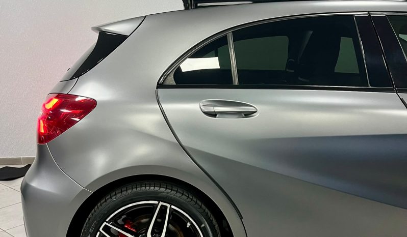 
								MERCEDES-BENZ CLASSE A 180D PREMIUM AMG full									