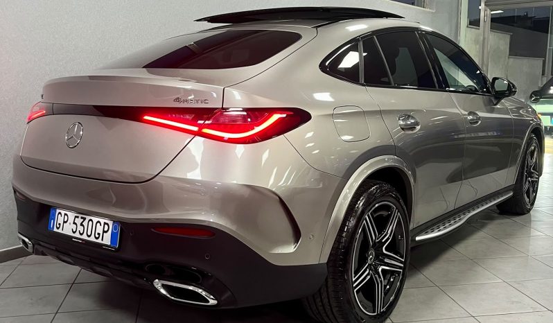 
								MERCEDES-BENZ GLC 220D 4MATIC AMG LINE PREMIUM PLUS full									