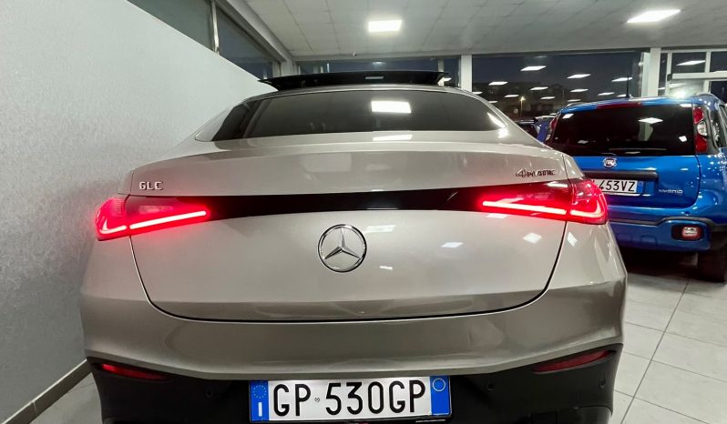 
								MERCEDES-BENZ GLC 220D 4MATIC AMG LINE PREMIUM PLUS full									